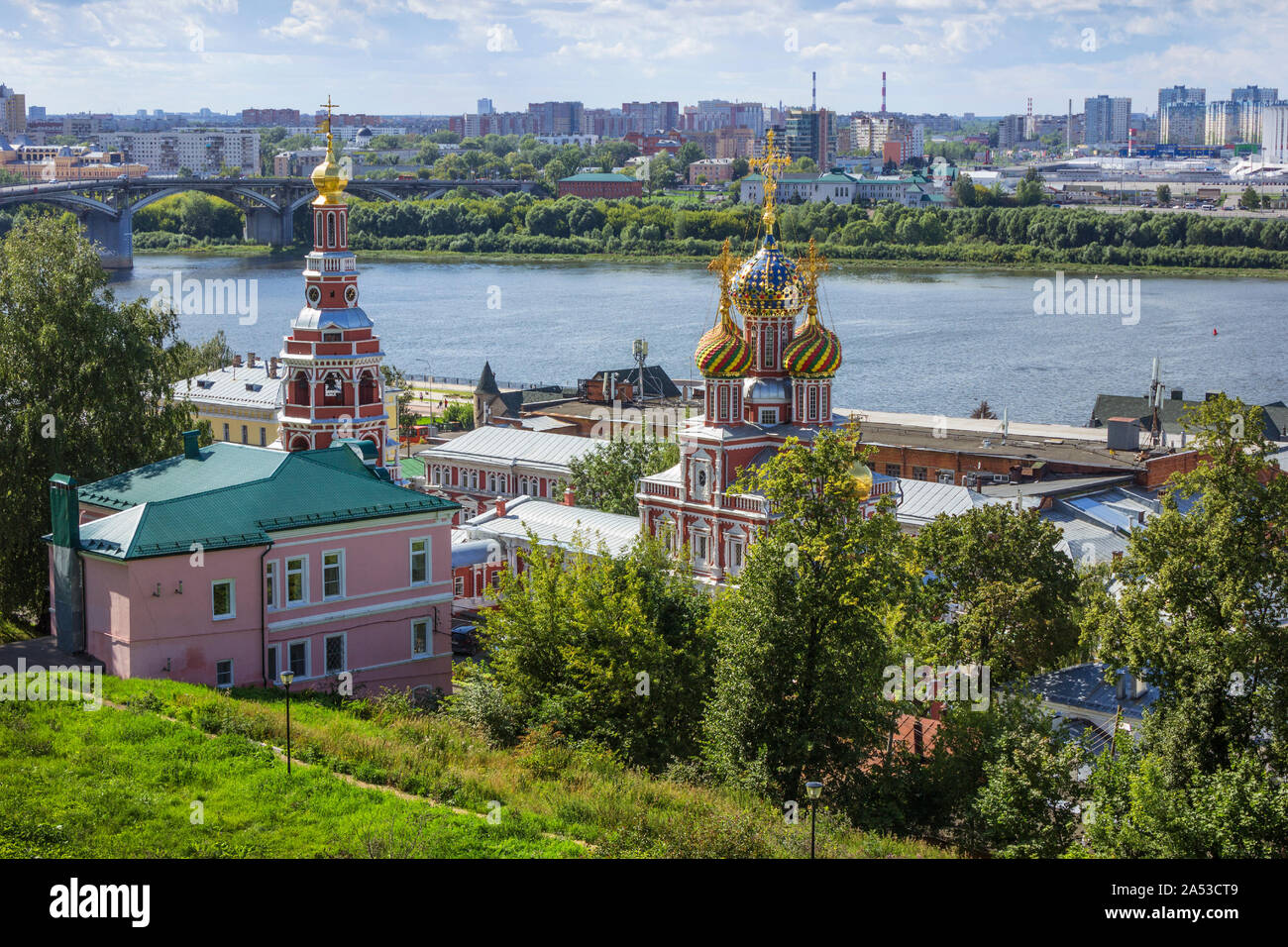 View of the Oka River and the Church of the Cathedral of the Blessed Virgin on Rozhdestvenskaya street. Nizhny Novgorod. Russia Stock Photo