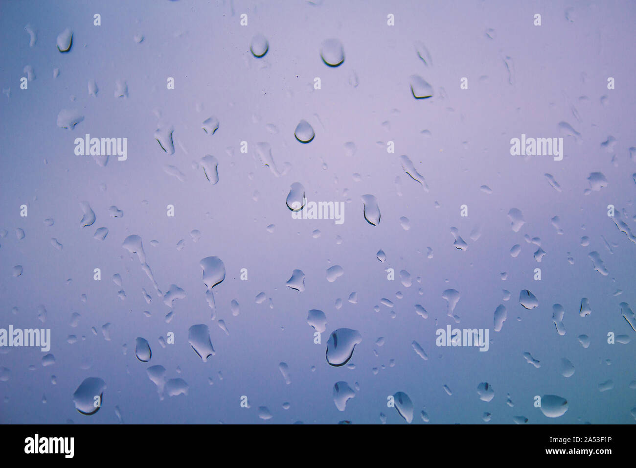 Raining rain drops humidity hi-res stock photography and images - Alamy