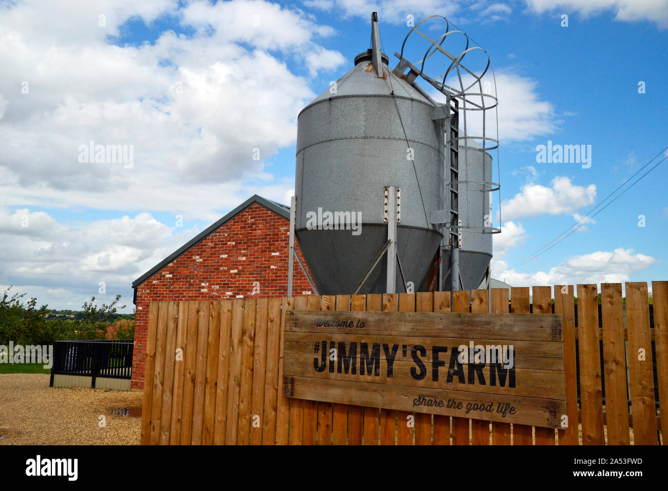 Silo grain uk hires stock photography and images Alamy