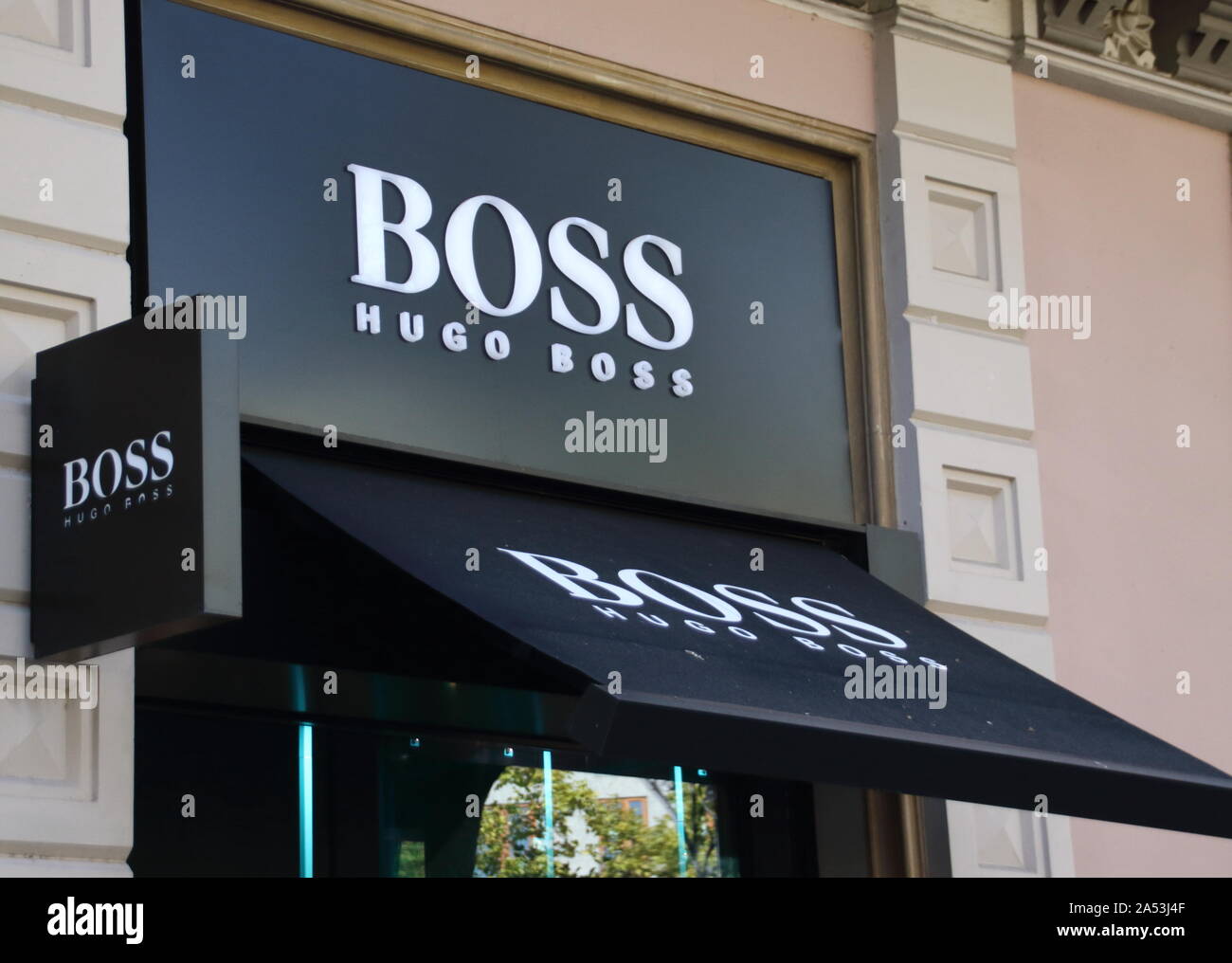 hugo boss spain