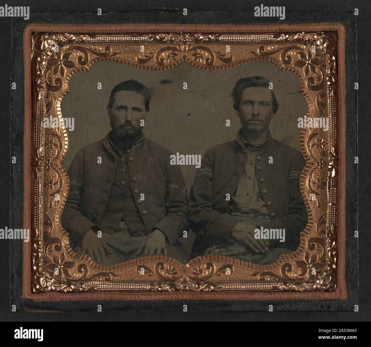 Two unidentified soldiers in Union uniforms Stock Photo - Alamy