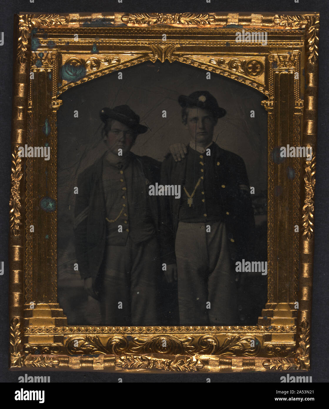 Two unidentified soldiers in Union uniforms and slouch hats in front of ...