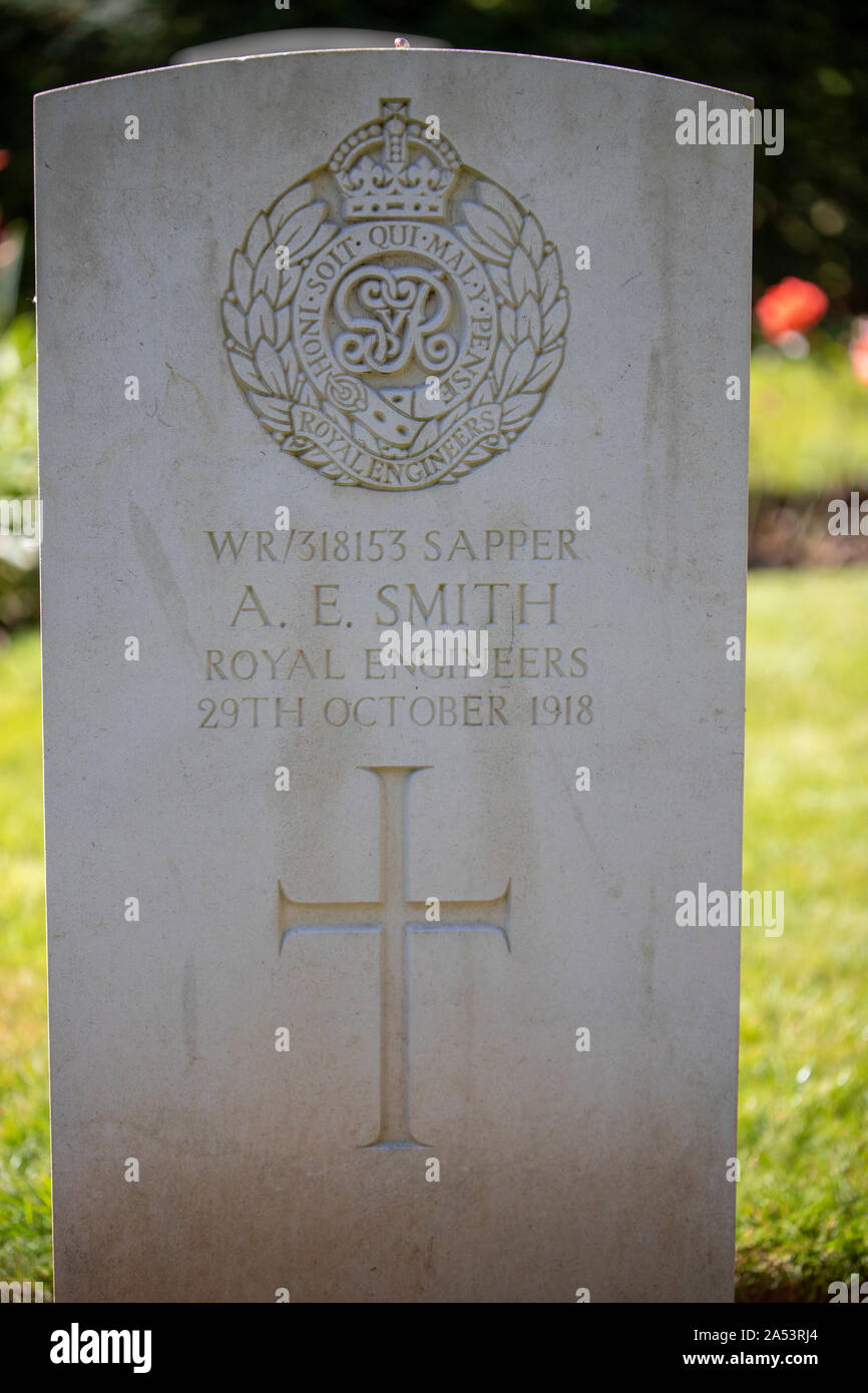 Commonwealth War Graves Commission Grave of A E Smith of the Royal