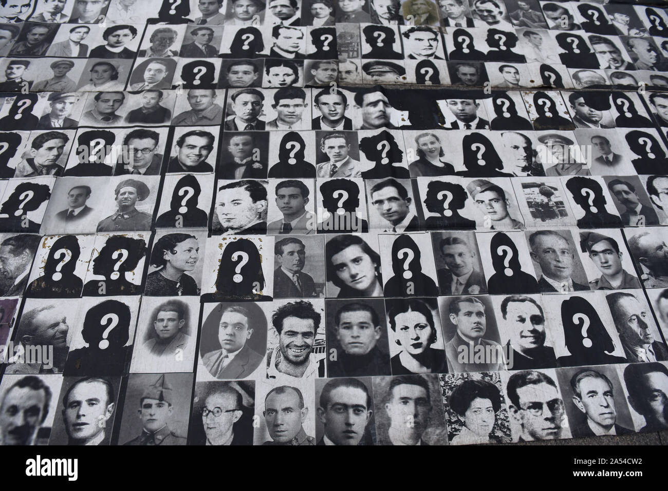 Madrid, Spain. 17th Oct, 2019. Pictures of missing people during the protest.Around 50 people gathered in Madrid to protest against immunity for the crimes committed during the Francisco Franco's dictatorship, and to demand justice for victims and relatives. Spanish government has announced that the remains of Franco will be exhumed from Valle de los Caidos mausoleum, where they have lain since his death in 1975, the next week. Credit: SOPA Images Limited/Alamy Live News Stock Photo