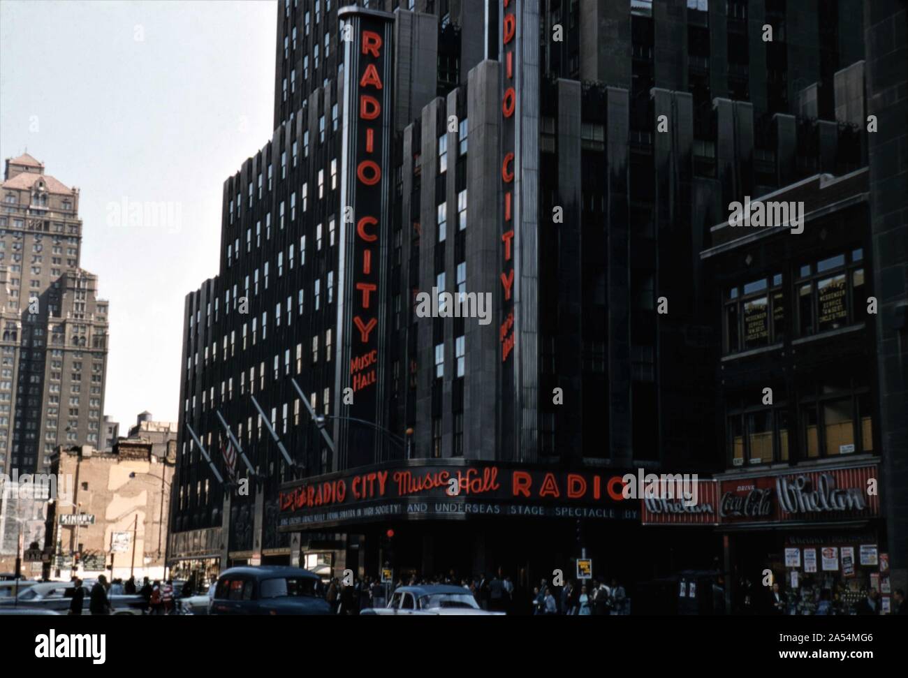 RADIO CITY MUSIC HALL , Midtown Manhattan, New York City USA showing HIGH SOCIETY 1956 with BING CROSBY GRACE KELLY and FRANK SINATRA Stock Photo