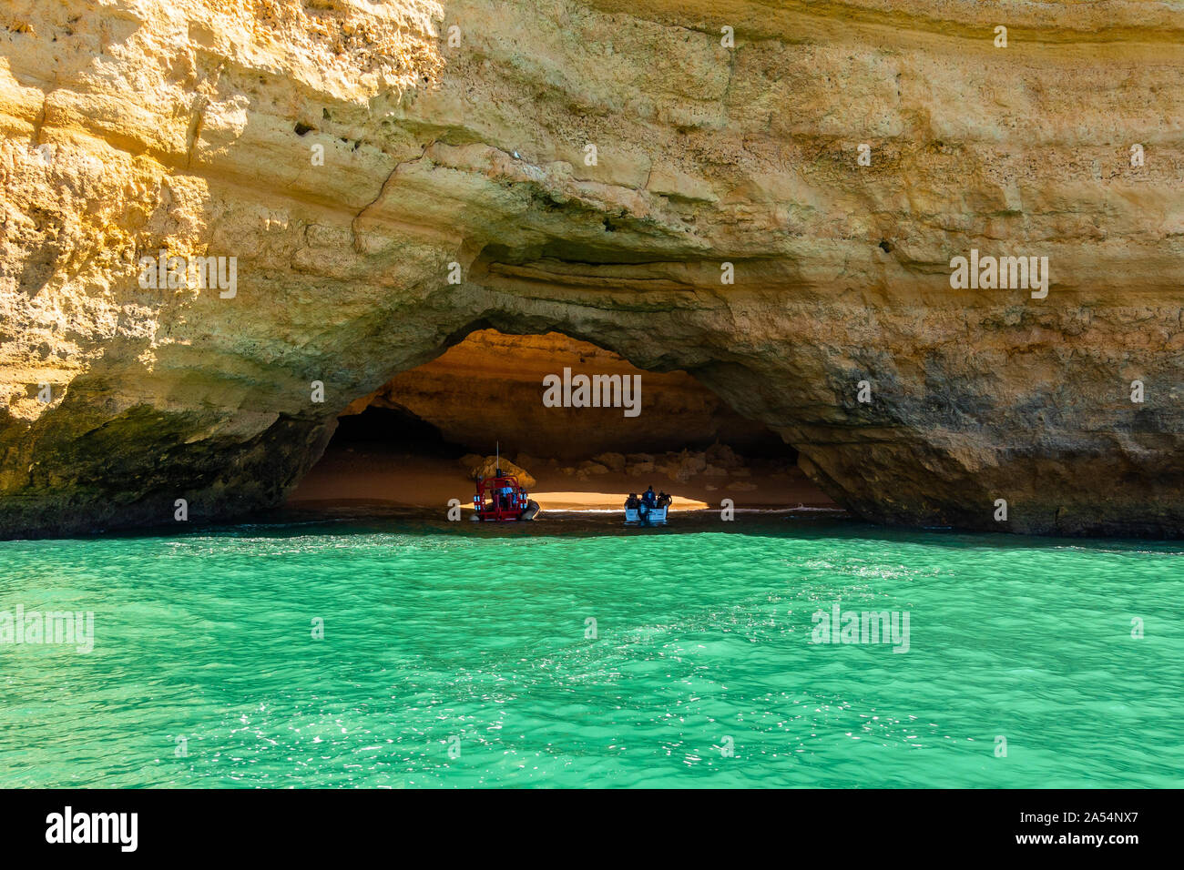 Entering the Algar de Benagil (Benagil cave), the most famous tourist attraction in Algarve, Portugal Stock Photo