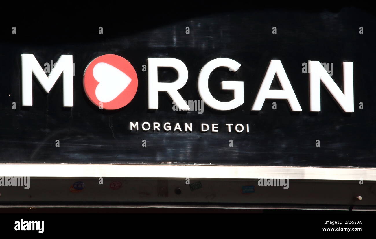 Morgan de toi store seen in Carrer de Provença, Barcelona Stock Photo -  Alamy