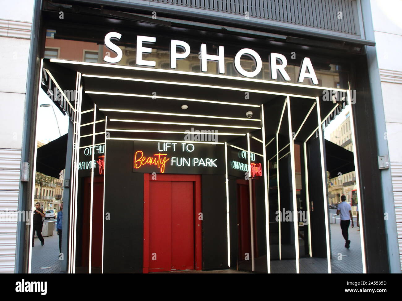 Sephora store seen in Barcelona Stock Photo Alamy