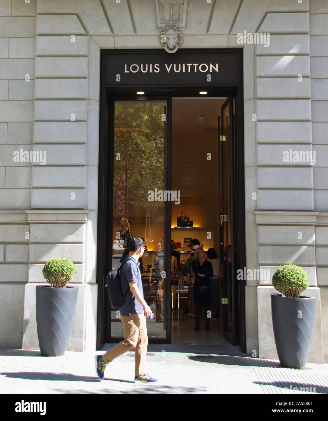 Louis Vuitton store seen in Paseo de Gracia, Barcelona Stock Photo