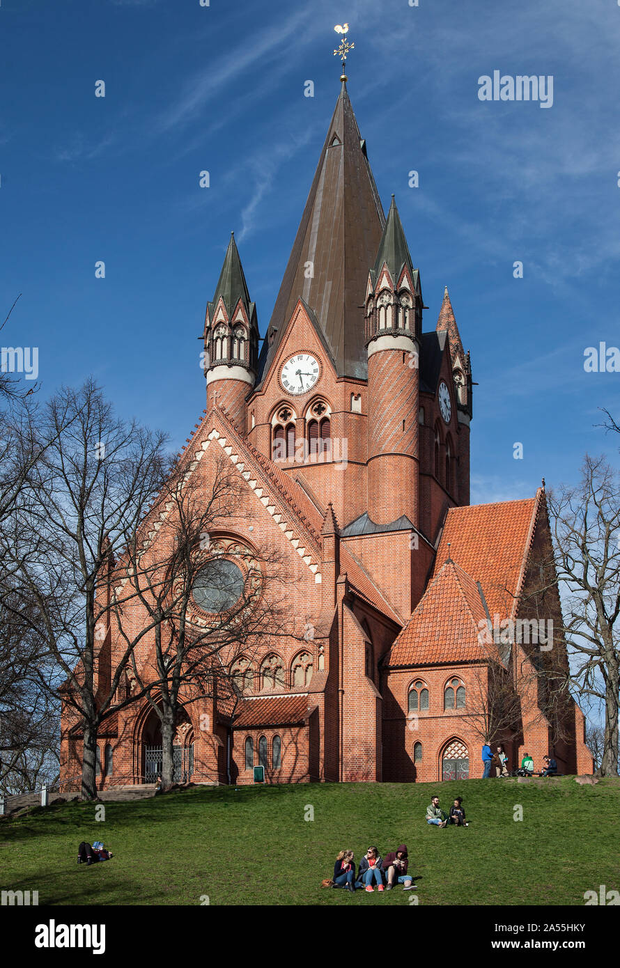 Halle, Schulze. Halle S Pauluskirche 1900-03 eingeweiht durch Kaiserin Auguste Viktoria. Architekten Richard Schultze. Turmhöhe 60 m Stock Photo