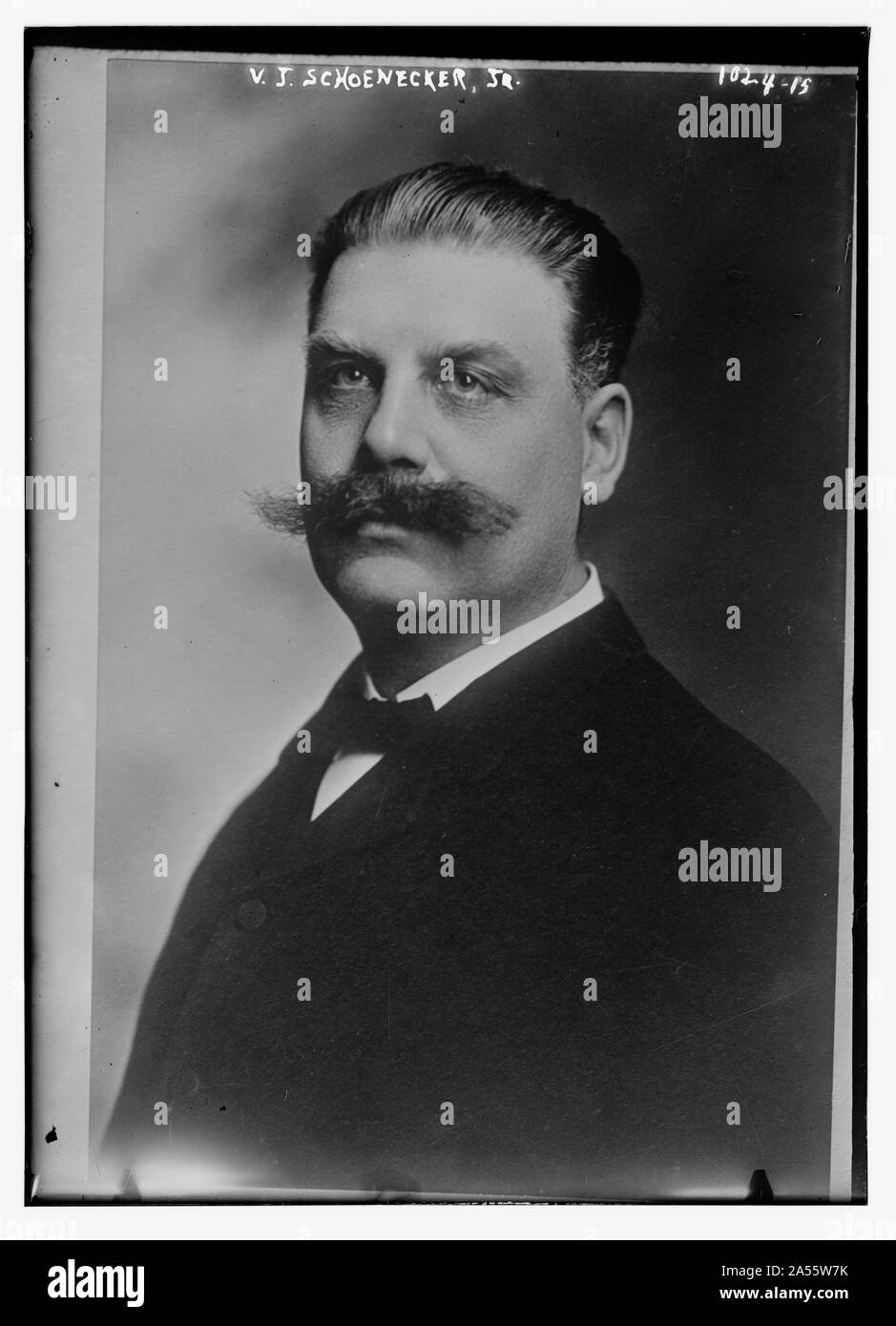 Schoenecker Black And White Stock Photos & Images - Alamy