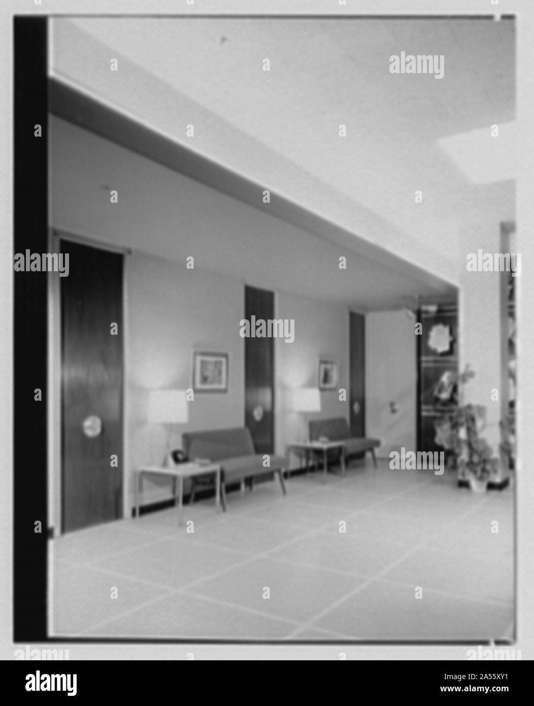 Van heusen 417 hires stock photography and images Alamy