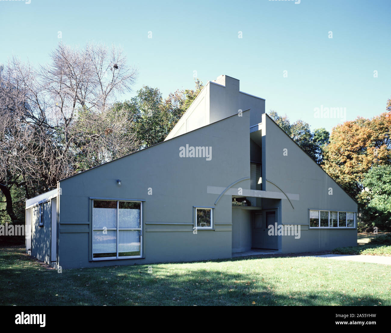 Vanna Venturi House in Chestnut Hill, Philadelphia, Pennsylvania Stock ...