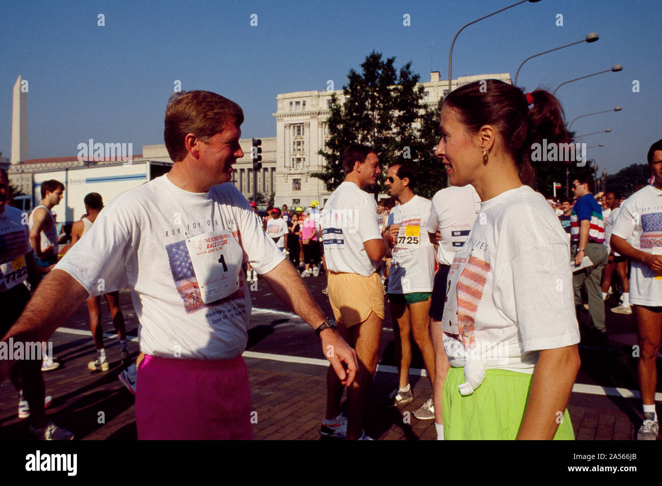 Vice President Dan Quayle and his wife Marilyn at Race for the Cure on Pennsylvania Avenue, Washington, D.C. in 1990 Stock Photo