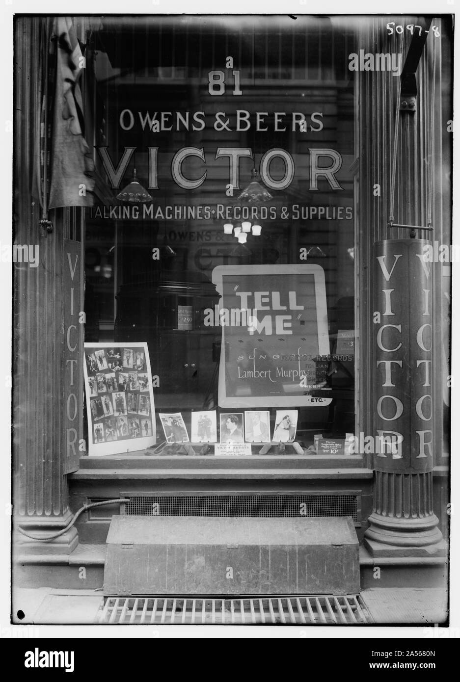 Victor Record Shop window Stock Photo - Alamy