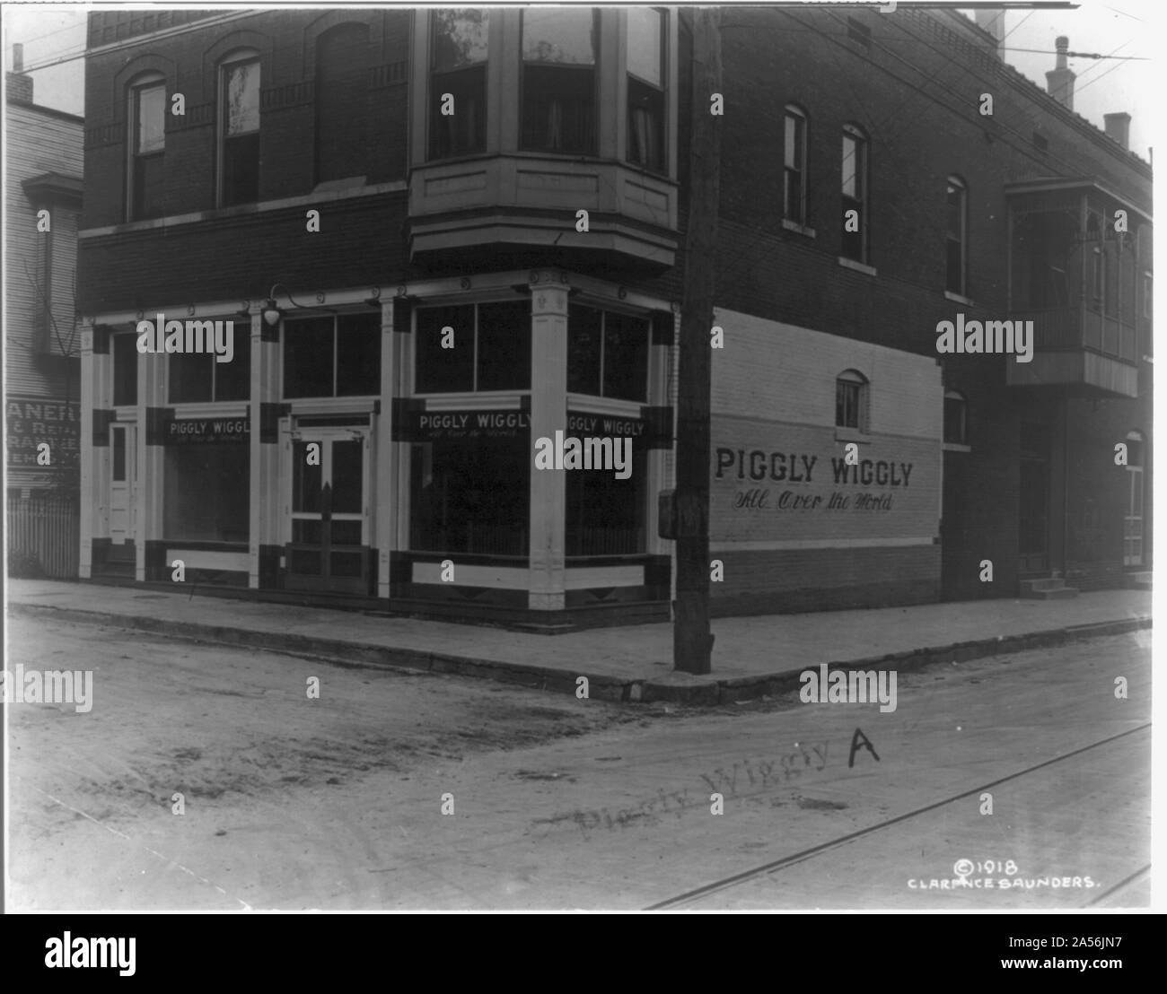 View of Piggly Wiggly Supermarket Store front Stock Photo Alamy