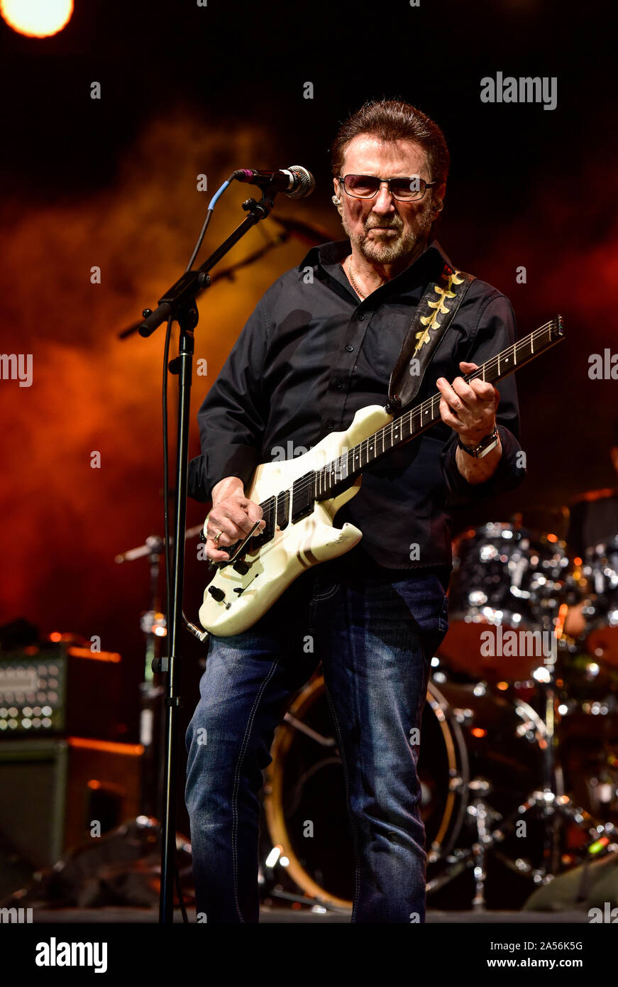 Buck dharma hi-res stock photography and images - Alamy