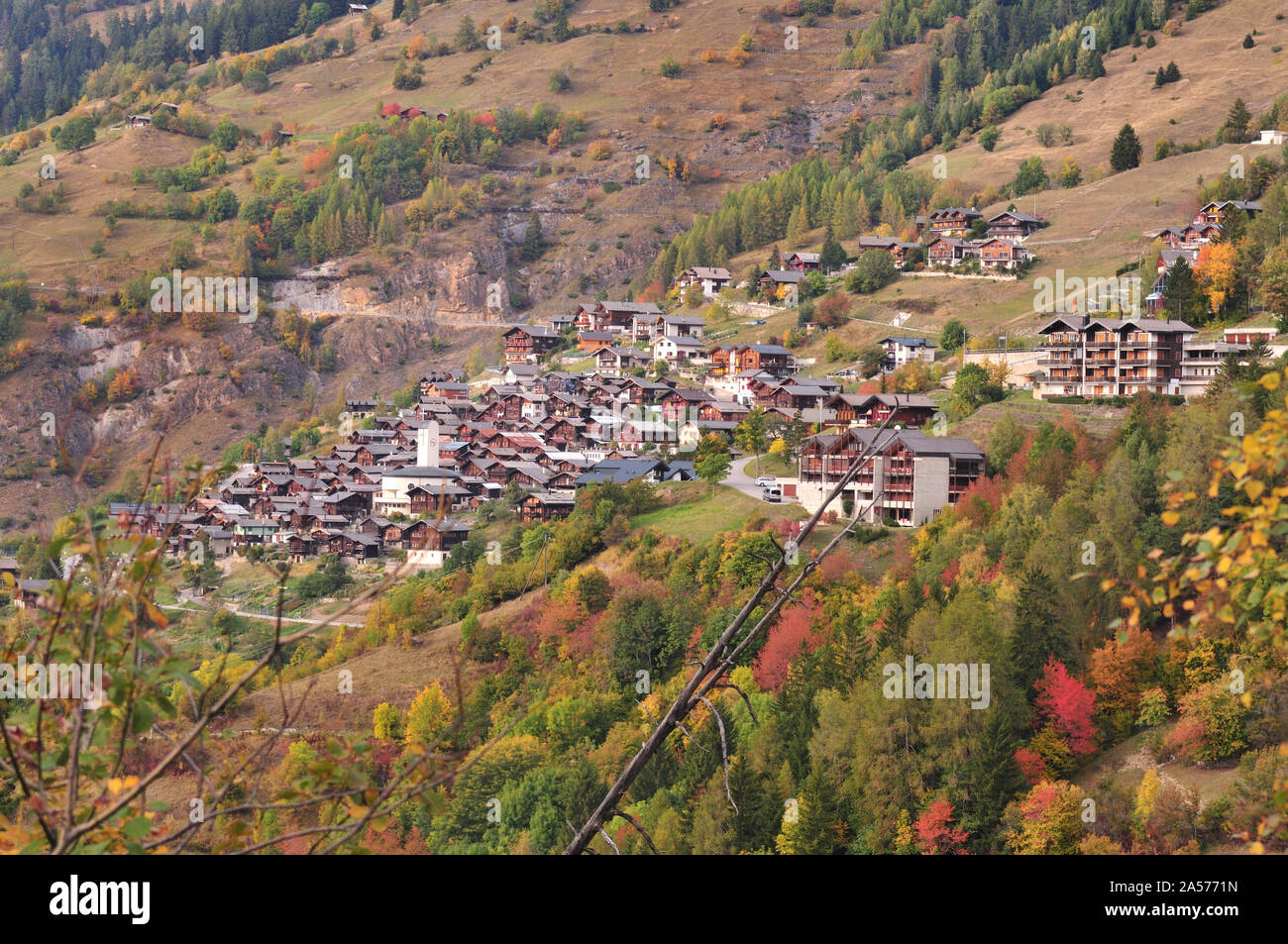 Panoramic view of Albinen, the Swiss village famous for its repopulating offer located in Valais at an altitude of 1275 meters (4300 ft) above the sea Stock Photo