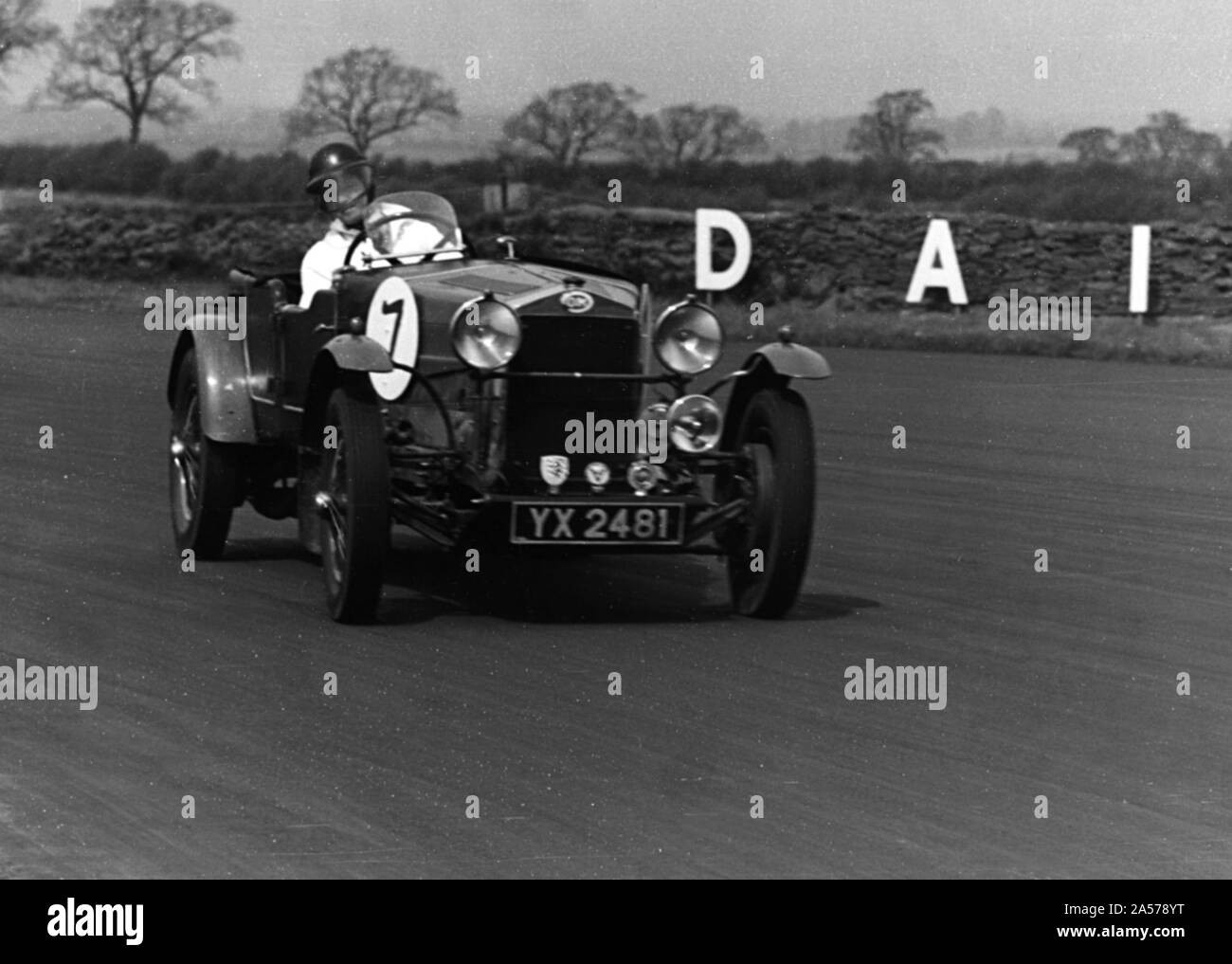 1927 O.M. Daily Express Trophy Race, Silverstone 1954 Stock Photo Alamy
