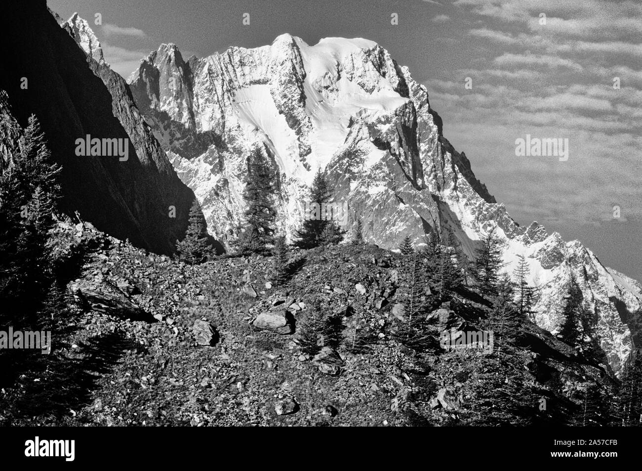 The Italian side of Les Grandes Jorasses and the Rochefort Arête Stock Photo