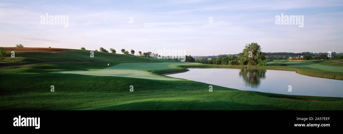 Pond in a golf course, The Meadows Golf Course, Dubuque, Dubuque County, Iowa, USA Stock Photo