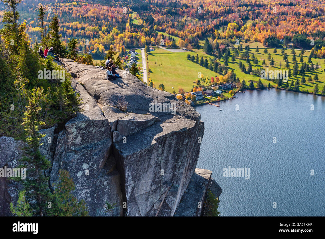 Mont Pinacle Trail Map Page 2 - Pinacle High Resolution Stock Photography And Images - Alamy