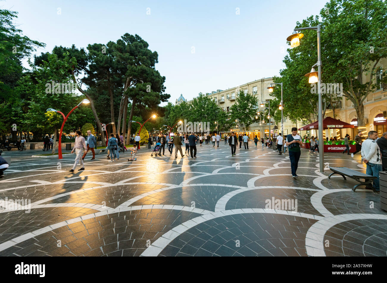 Fountains Square (Favvaralar meydani) is the heart of the city in downtown Baku. It is the main public gathering place, especially after business hour Stock Photo