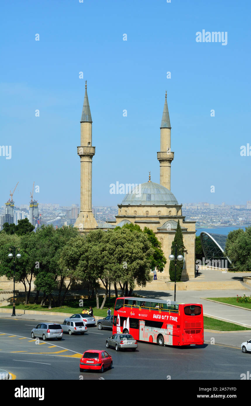 The minarets of Sahidlar Xiyabani Mosque. Baku, Azerbaijan Stock Photo