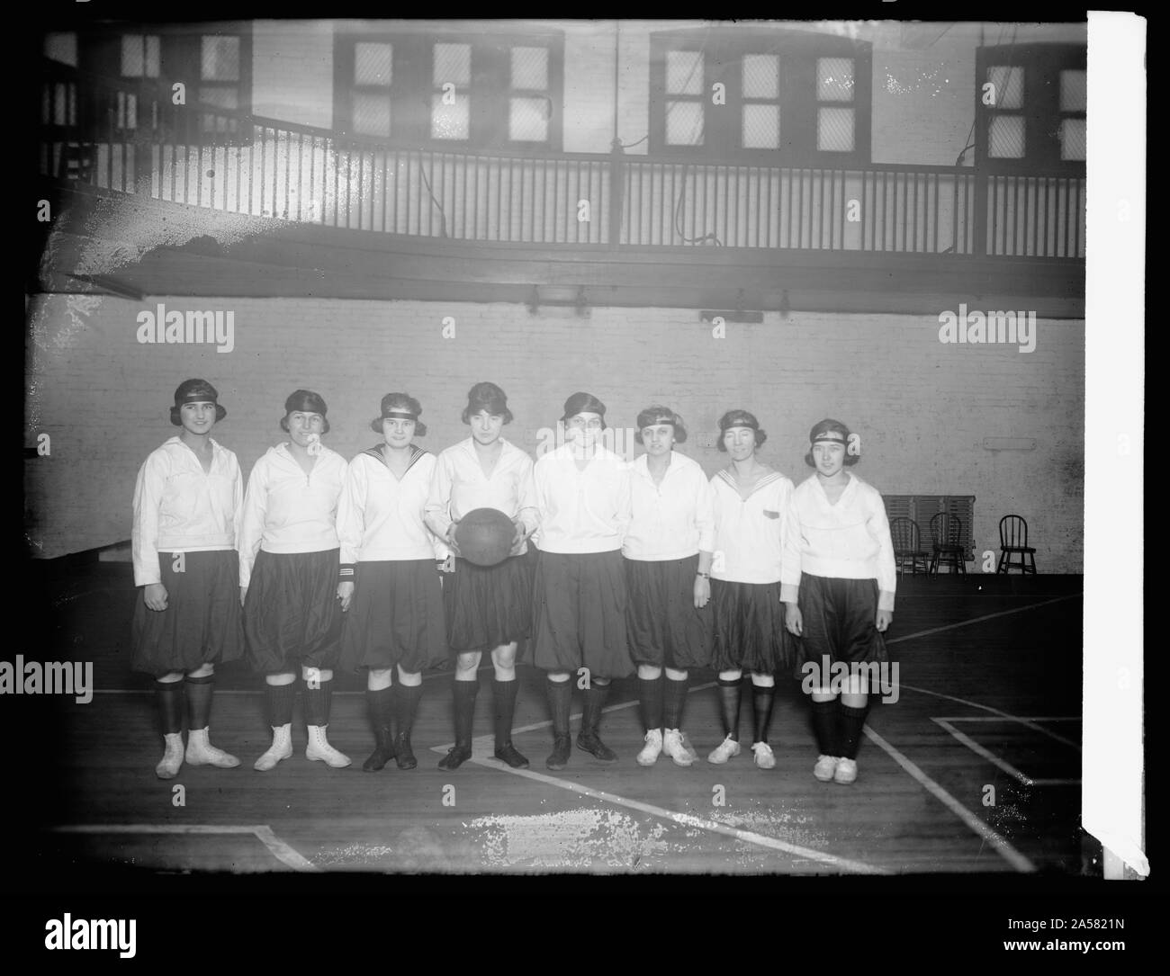 War Risk basketball team Stock Photo Alamy