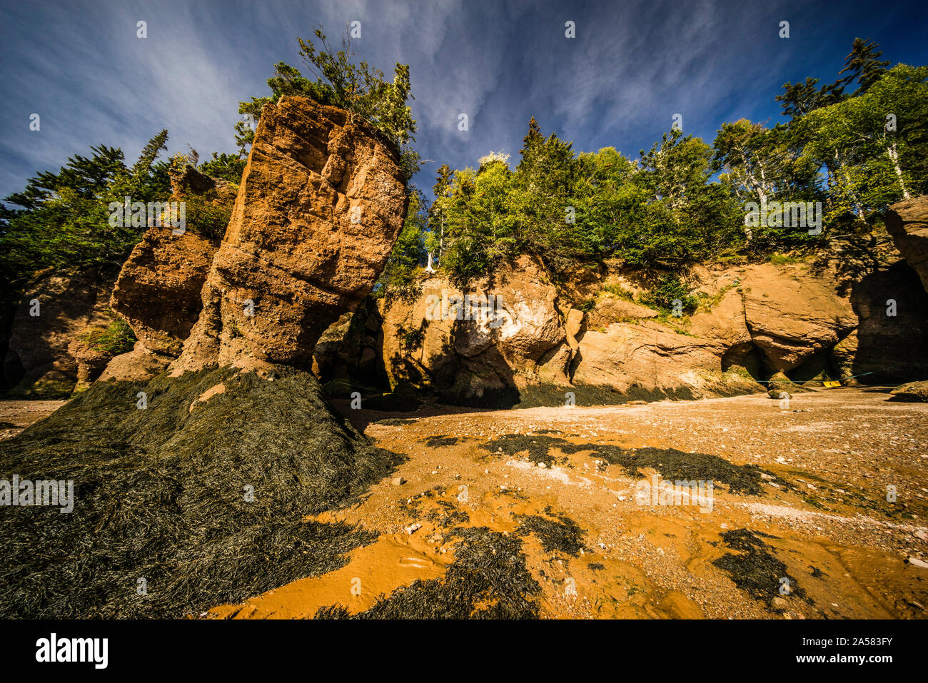 Hopewell Rocks Hopewell Cape, New Brunswick, CA Stock Photo Alamy