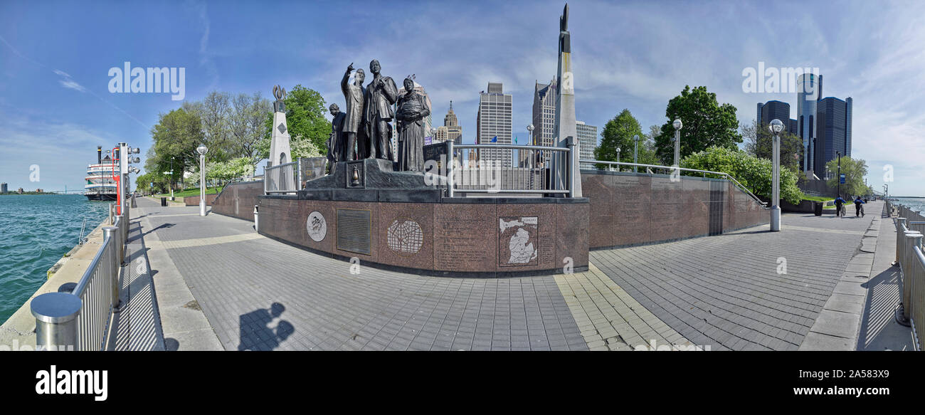 Wide angle shot of Gateway to Freedom International Memorial to the Underground Railroad, Hart Plaza, Detroit, Michigan, USA Stock Photo