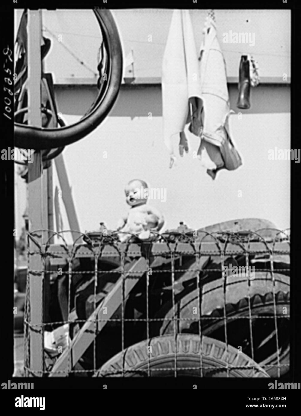 Girdles hires stock photography and images Alamy