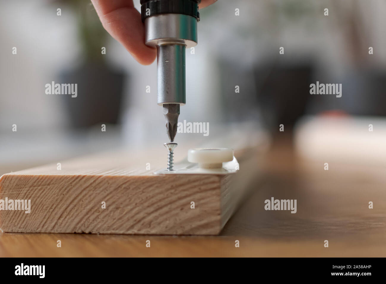 Tightening screw hires stock photography and images Alamy