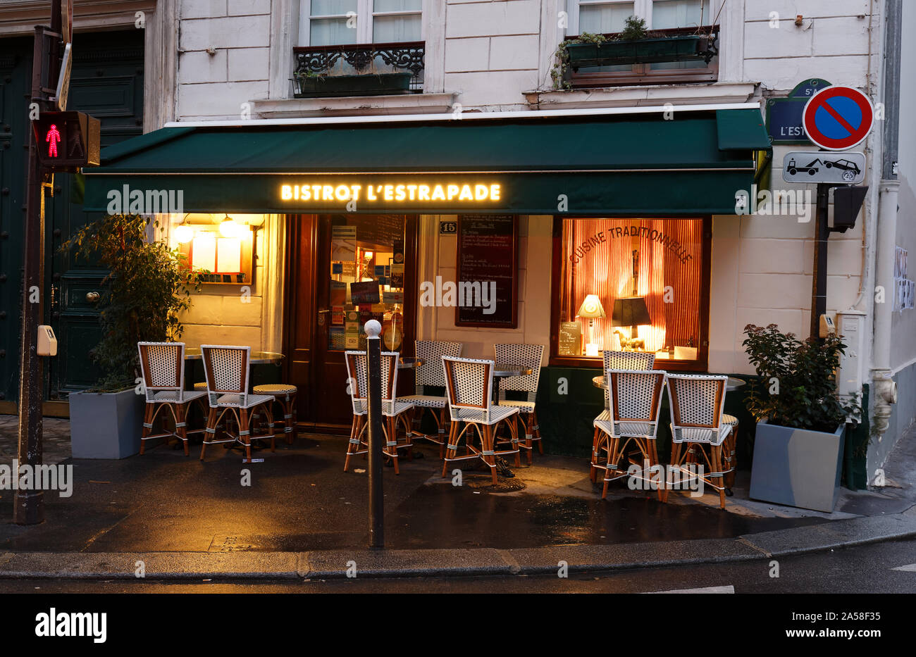 Bistrot Estrapade is famous traditional French restaurant located near  Pantheon in Paris, France Stock Photo - Alamy