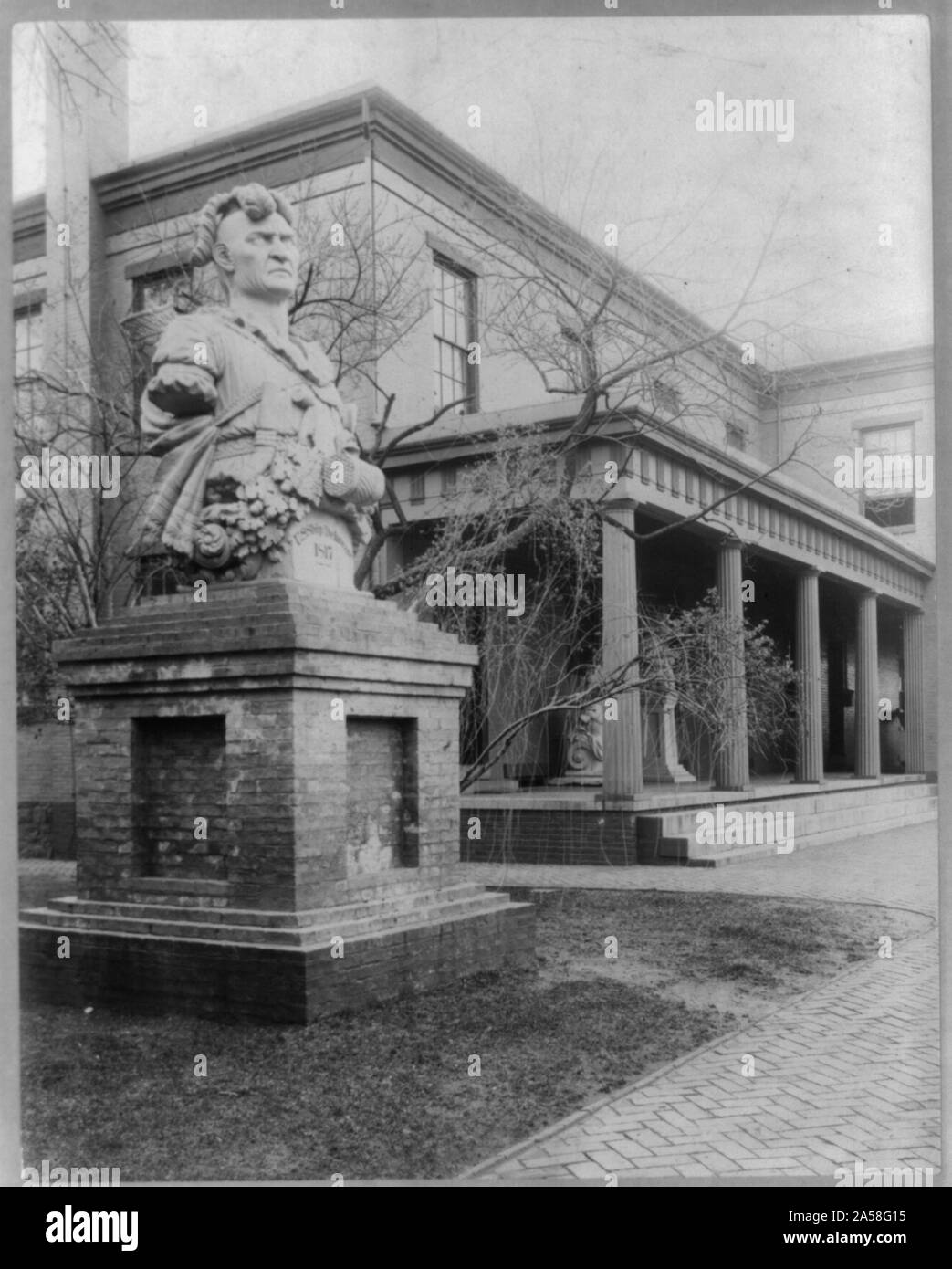 Naval academy statue Black and White Stock Photos & Images Alamy