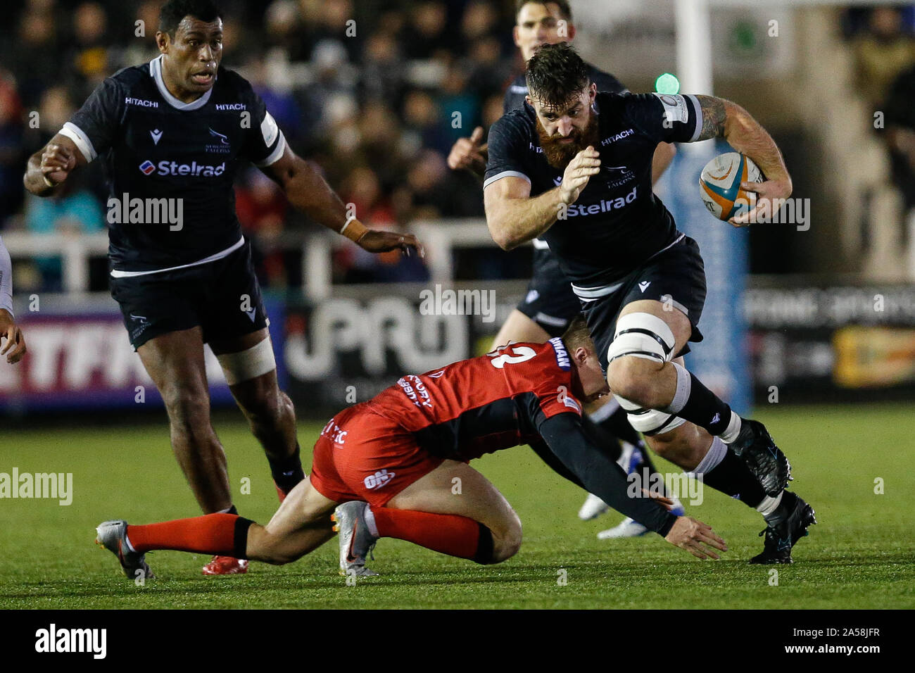 Newcastle, UK. 15th Sep, 2019. NEWCASTLE UPON TYNE, ENGLAND OCTOBER 18TH Gary Graham of Newcastle Falcons on the rampage during the Greene King IPA Championship match between Newcastle Falcons and Hartpury College at Kingston Park, Newcastle on Friday 18th October 2019. (Credit: Chris Lishman | MI News) Editorial Use Only Credit: MI News & Sport /Alamy Live News Stock Photo