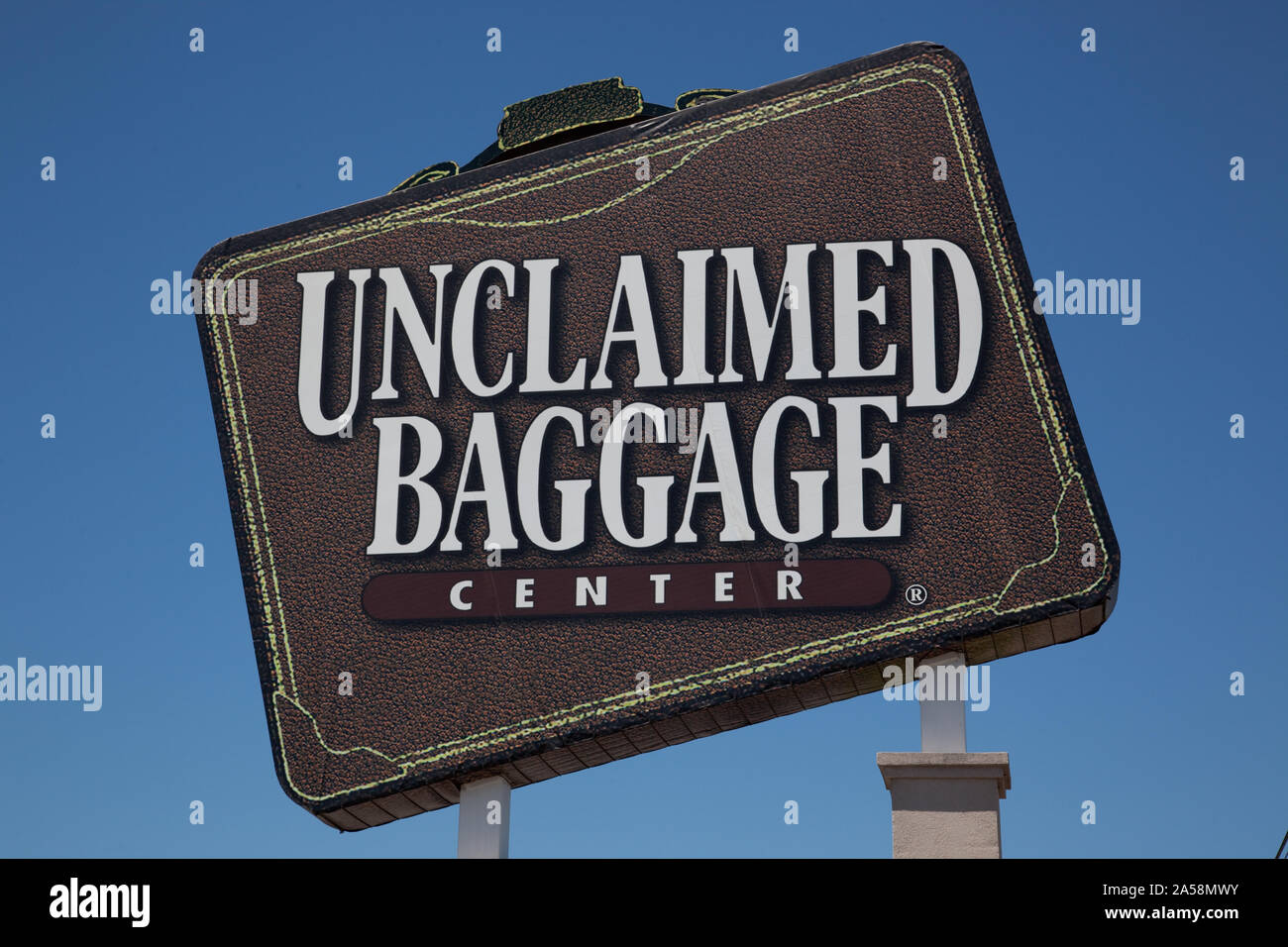 Unclaimed Baggage sign in Scottsboro, Alabama Stock Photo Alamy