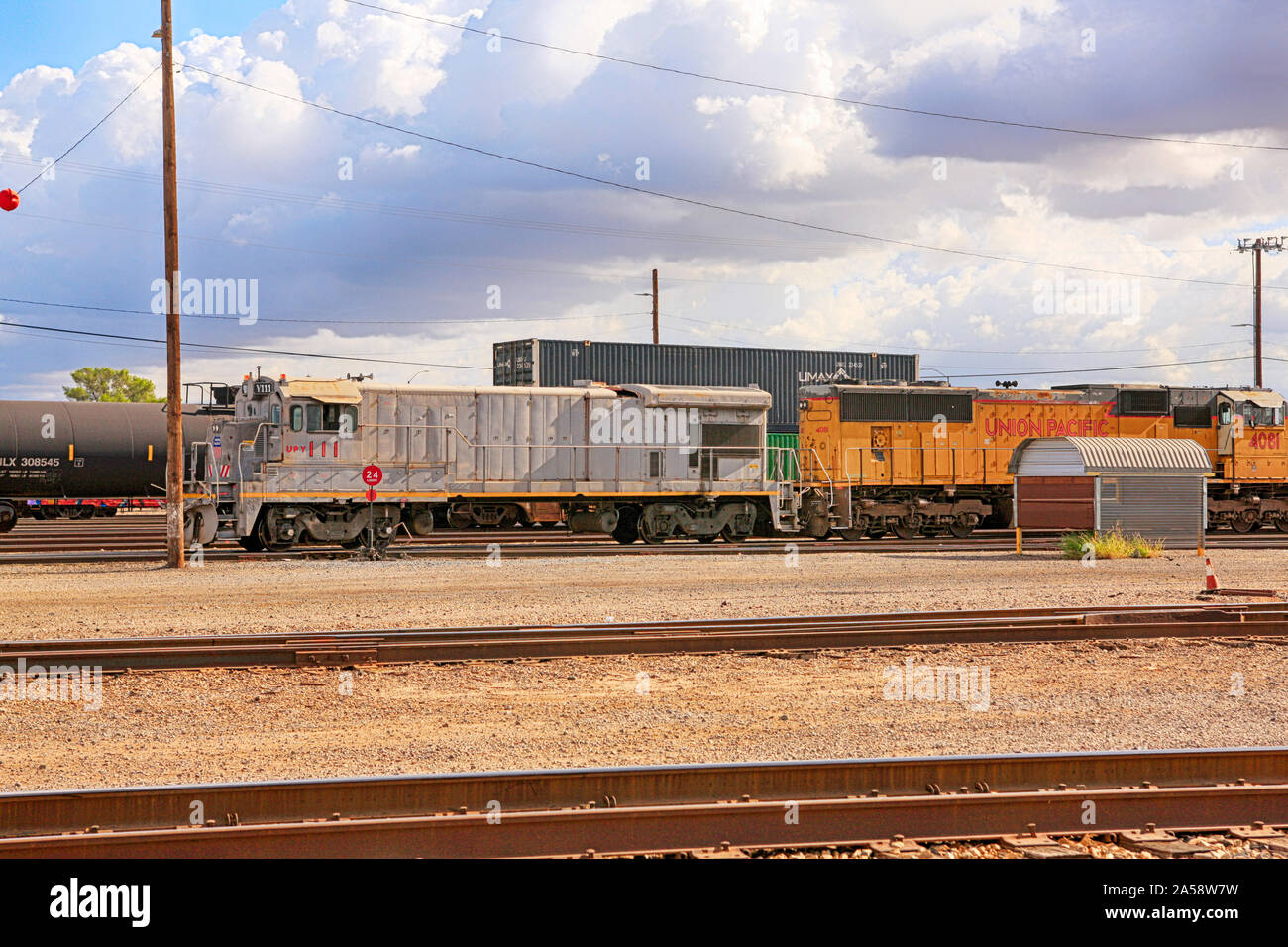 Union pacific railroad yard hi-res stock photography and images - Alamy