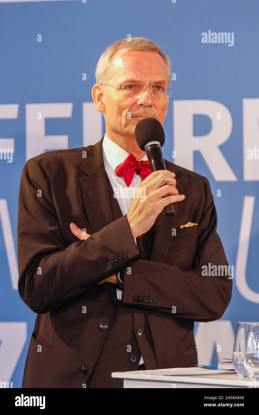 Frankfurt, Germany. 18th Oct, 2019. German historian Michael F. Feldkamp speaks at the Frankfurt Book Fair. The 71th Frankfurt Book Fair 2019 is the world largest book fair with over 7,500 exhibitors and over 285,000 expected visitors. The Guest of Honour for the 2019 fair is Norway. (Photo by Michael Debets/Pacific Press) Credit: Pacific Press Agency/Alamy Live News Stock Photo