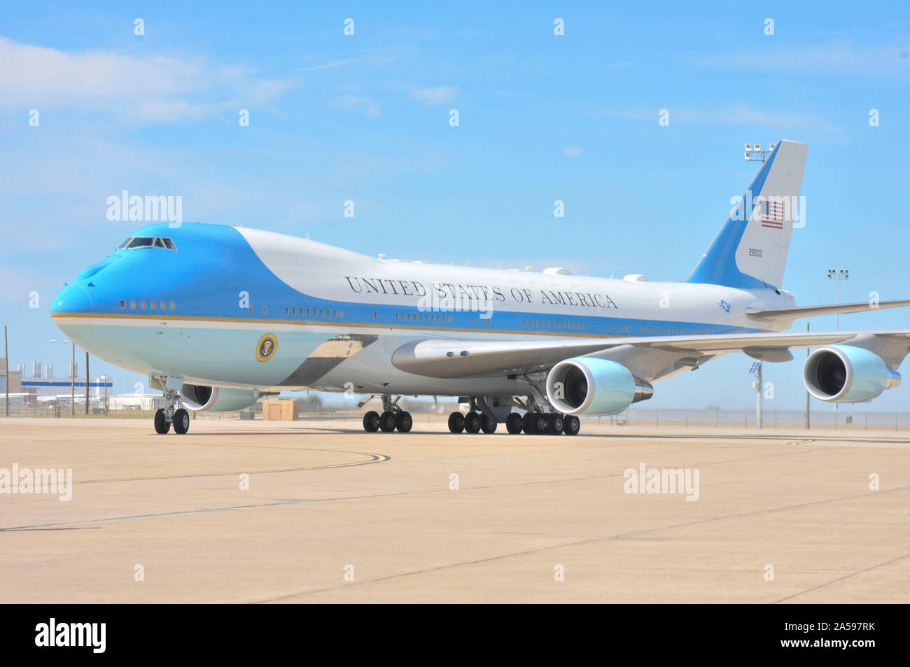 191017-N-VD165-076 FORT WORTH, Texas (Oct. 17, 2019) The Air Force One  arrived at Naval Air Station (NAS) Fort Worth Joint Reserve Base (JRB) Oct.  17, 2019 as part of a presidential visit