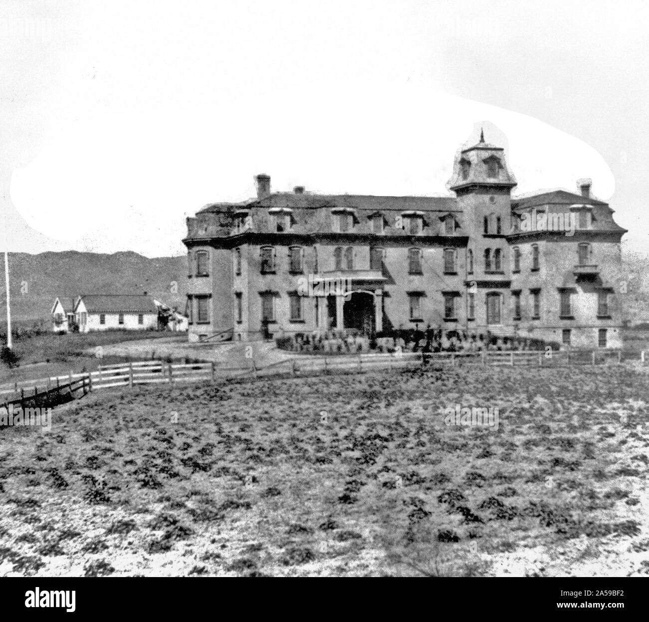 California History - The Pacific Female College, Oakland, Alameda County ca. 1866 Stock Photo