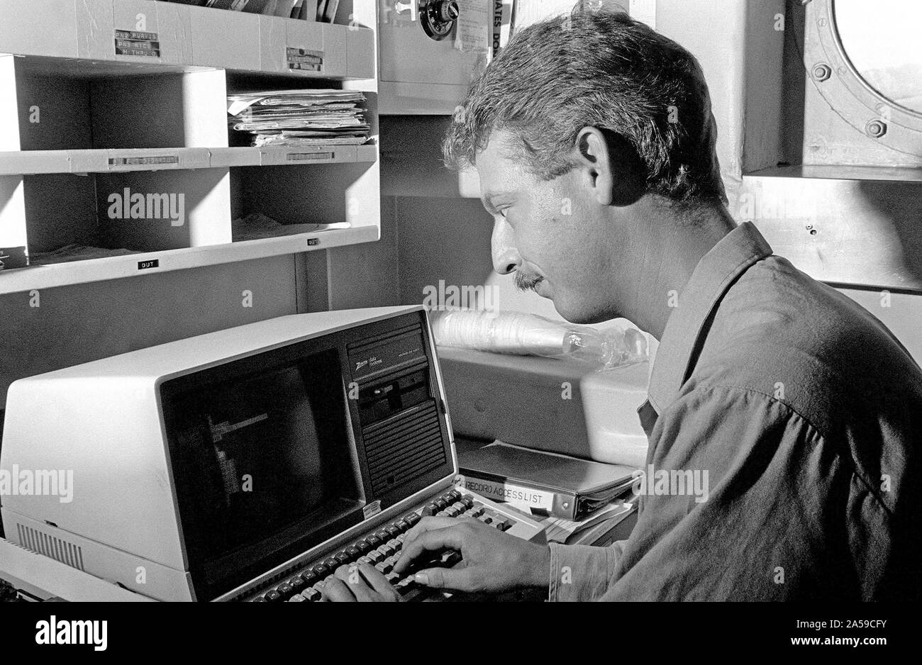 1980s computer ad hi-res stock photography and images - Alamy