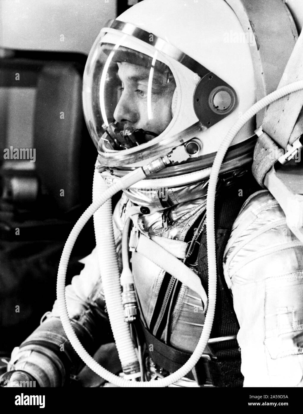 Side view of astronaut Alan B. Shepard Jr. in his pressure suit, with helmet closed, for the Mercury-Redstone 3 (MR-3) flight, the first American manned spaceflight Stock Photo