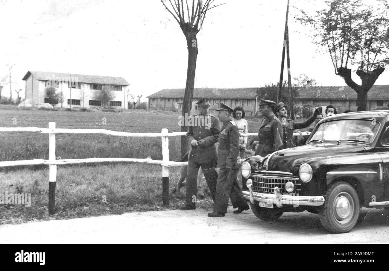 1951 - San Martino Spino - Arrival of the authorities at the Quadruped Center Stock Photo