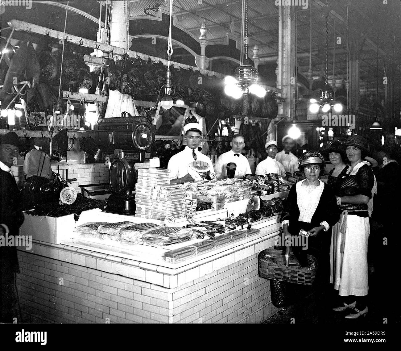 1920s grocery store hires stock photography and images Alamy