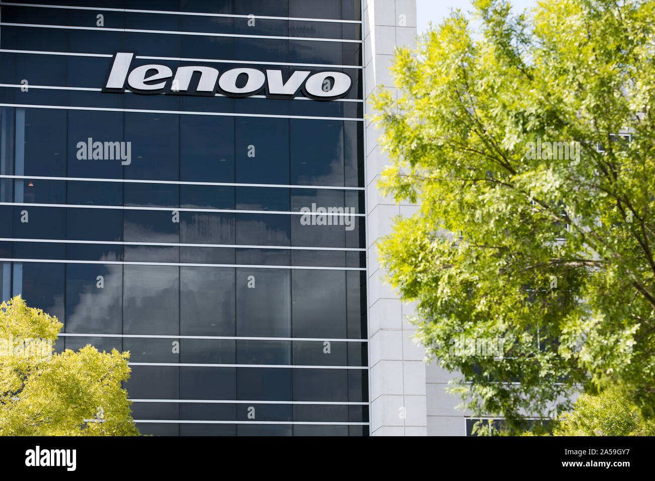 Lenovo hi-res stock photography and images - Page 3 - Alamy Lenovo hi-res stock photography and images - Page 3 - Alamy