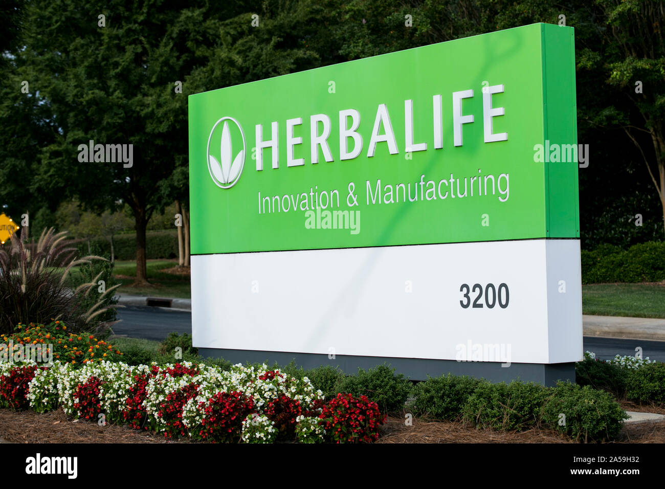 Herbalife Logo High Resolution Stock Photography And Images Alamy Herbalife Logo High Resolution Stock Photography And Images Alamy
