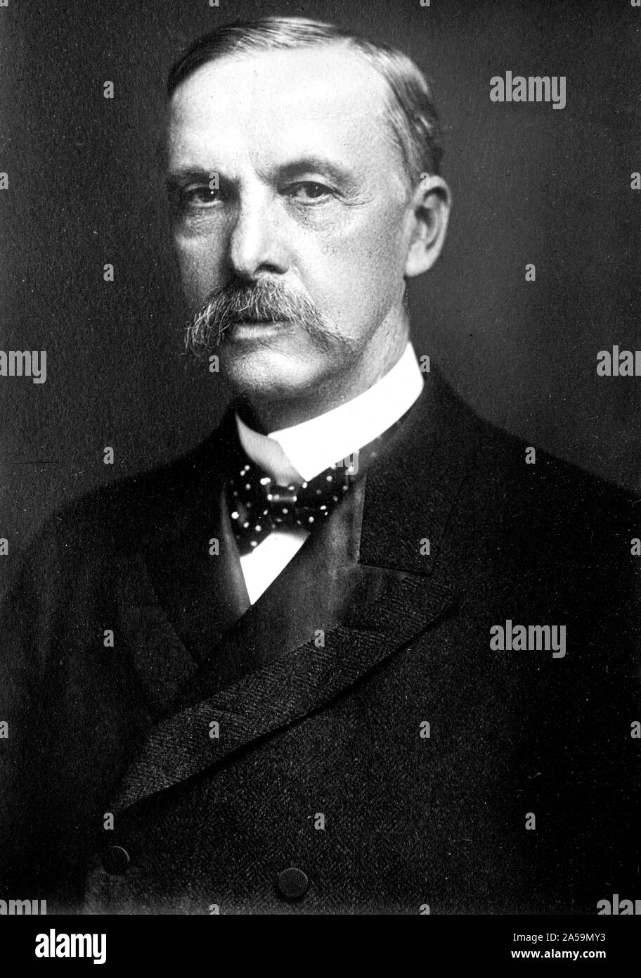 Early 1900s judge hi-res stock photography and images - Alamy