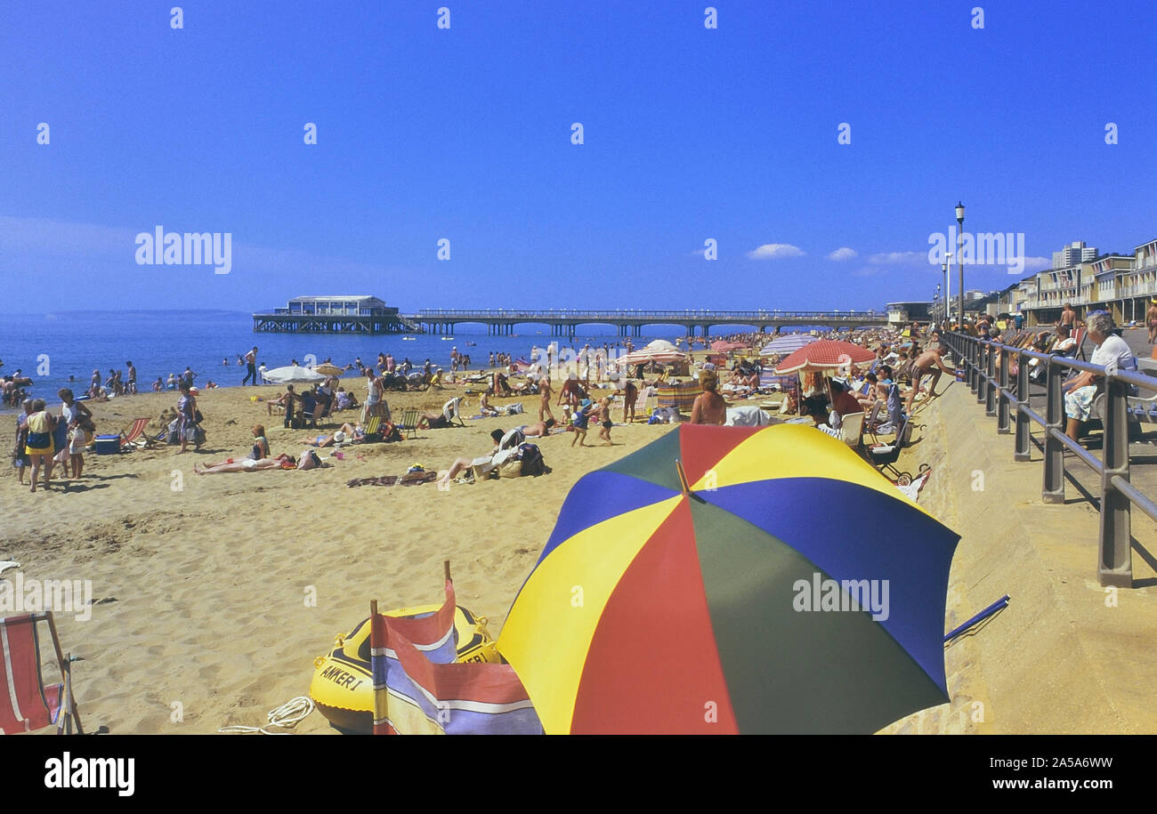 seafront, Dorset, England, UK. Circa 1980's Stock Photo Alamy