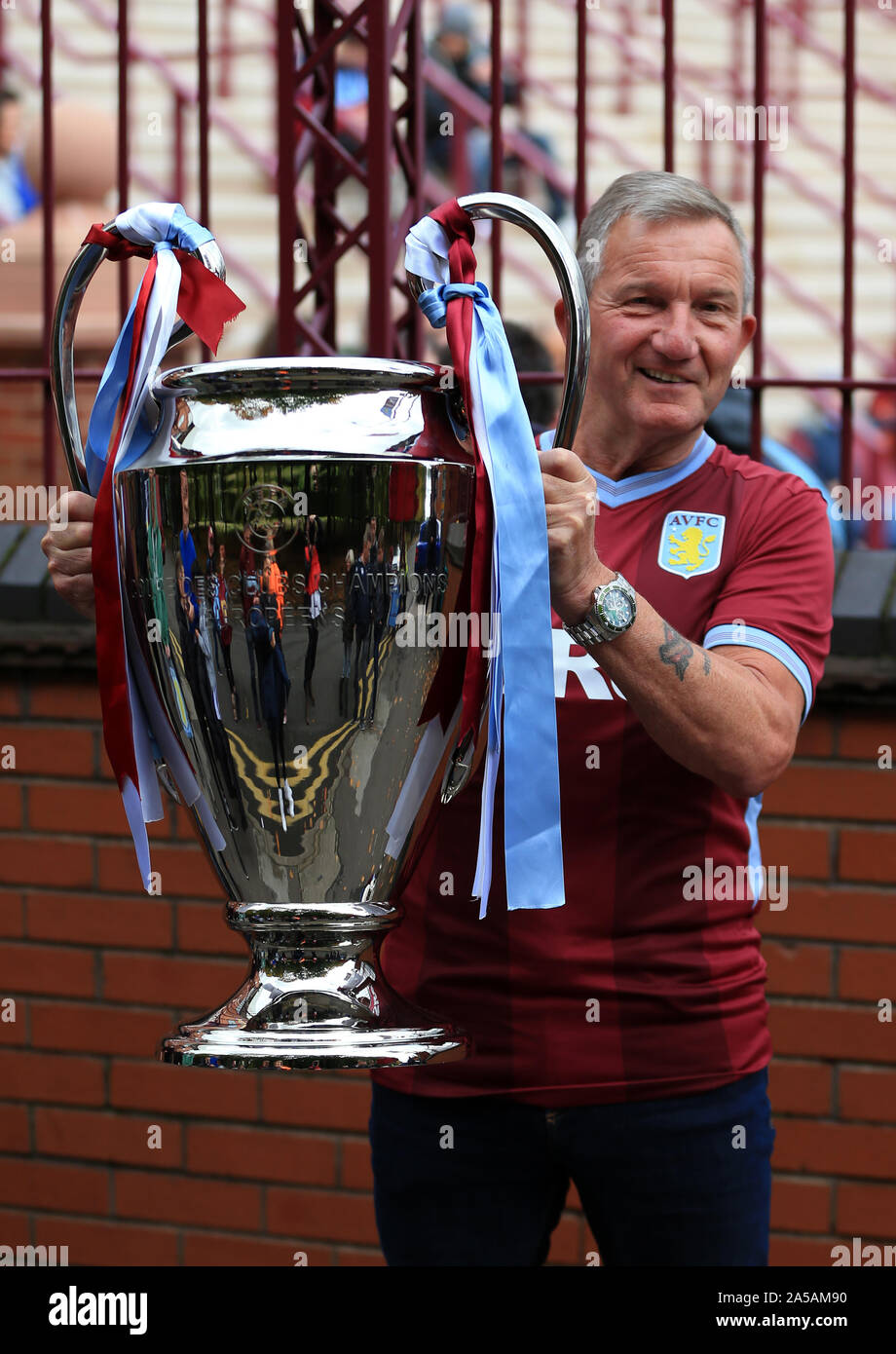 Aston Villa European Cup High Resolution Stock Photography and Images -  Alamy